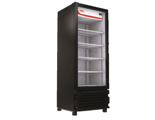 Refrigerador vertical de exhibición de 17 pies, con sistema de enfriamiento por aire forzado, 5 parrillas de acero pre-pintado e iluminación LED de alta intensidad.