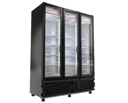 Refrigerador comercial de 42 pies3, con un rango de temperatura óptimo de 0º a 9º C, control de temperatura digital e iluminación LED de alta intensidad.